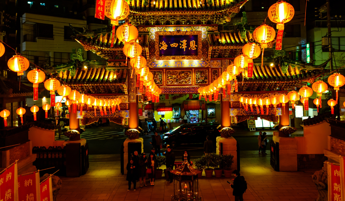 Chinatown Hawker Leftovers Consumption